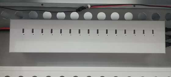 Carga de CA Carga de CA y almacenamiento de bóveda USB Tipo A Tipo C iPad Cabinet de carga con ruedas