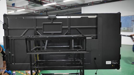 Panel plano interactivo 4K Ultra HD con 20 puntos táctiles y altavoces incorporados para educación