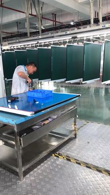 Tabla blanca interactiva avanzada todo en uno con tecnología de contacto infrarroja y computadora de operaciones opcional