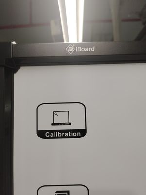19 años de fábrica al por mayor, amplio ángulo de visión, almacenamiento de humedad, pizarra interactiva IWB, efecto de visualización sobresaliente, pizarra electrónica interactiva, tecnología infrarroja IR de diez puntos táctiles
