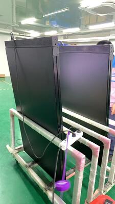 Monitorear y analizar campañas de publicidad digital Monitoreo de publicidad digital con seguimiento en tiempo real y tipo de instalación de pared o piso