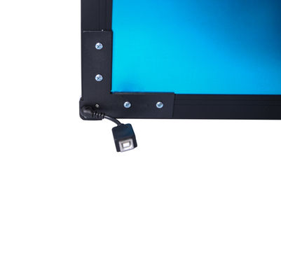 Experimente lo mejor de ambos mundos con el excepcional efecto de pantalla de IWB Interactive Whiteboard